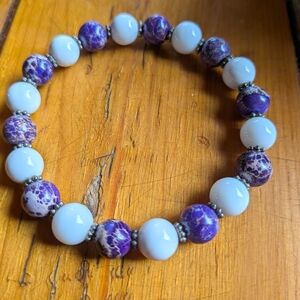 Purple and White Beaded Stretch Bracelet - Unbranded
